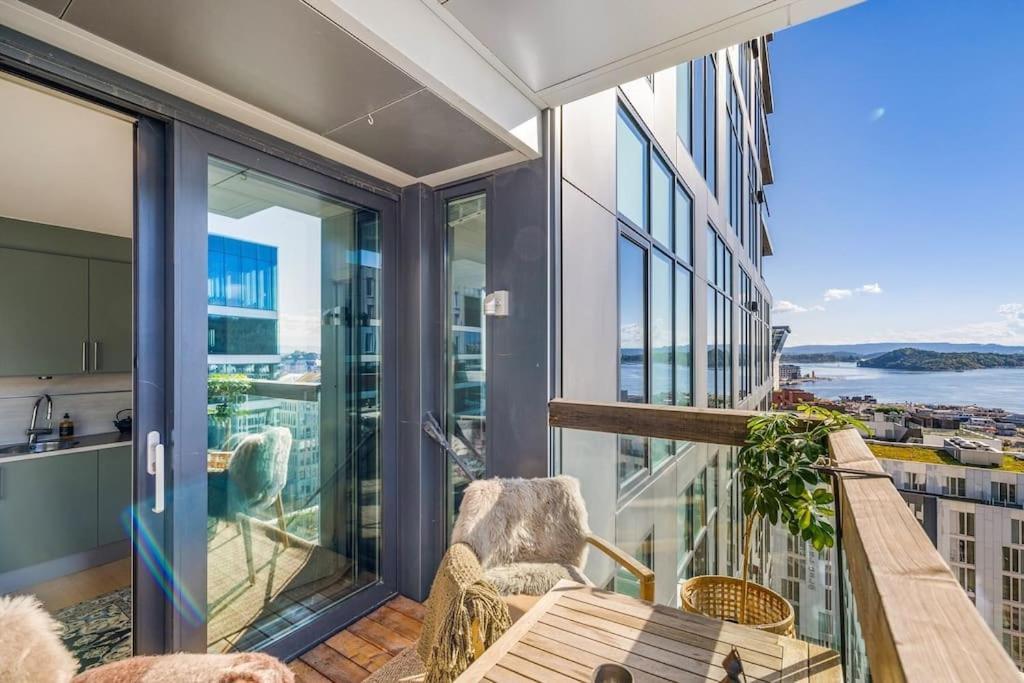 Modern 2Bed Room Sea View Apartment @ Oslo Barcode Экстерьер фото